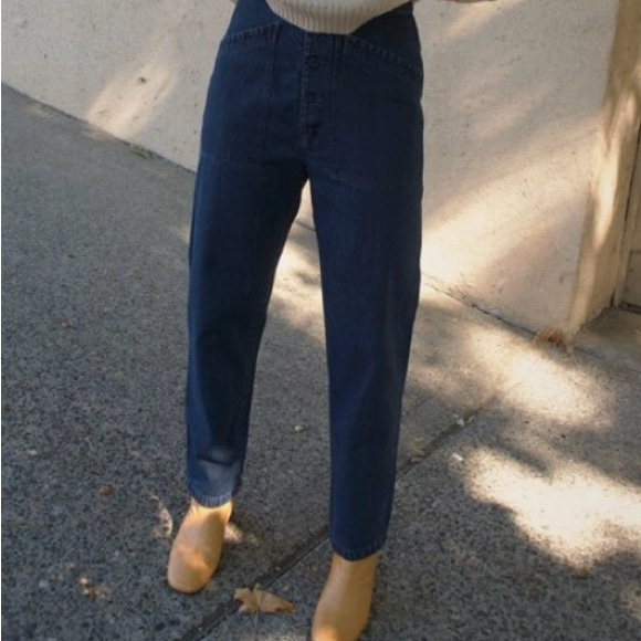 Micaela Greg high-waste, vintage-inspired jeans in light weight denim. Size Sml - Picture 4 of 11